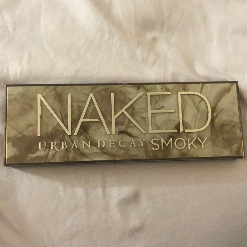 Urban Decay Smoky Naked Palate